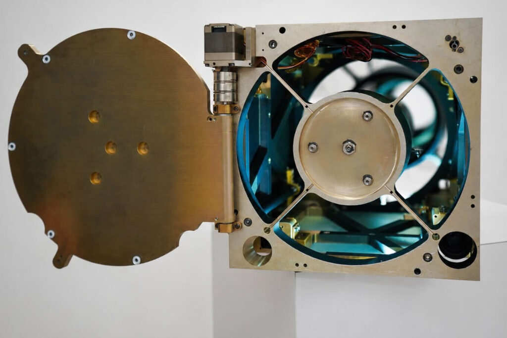 Iguana in-space imager